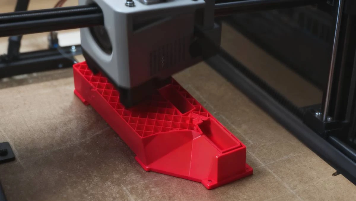 Illustrates the core FDM process and the role of infill in structural strength.
