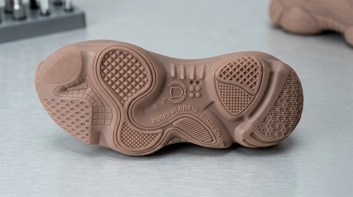 NextShapes-Shoe-Mold-Head-Sculpt-Resin-3D-printed-high-precision-sole-mold-finished-display
